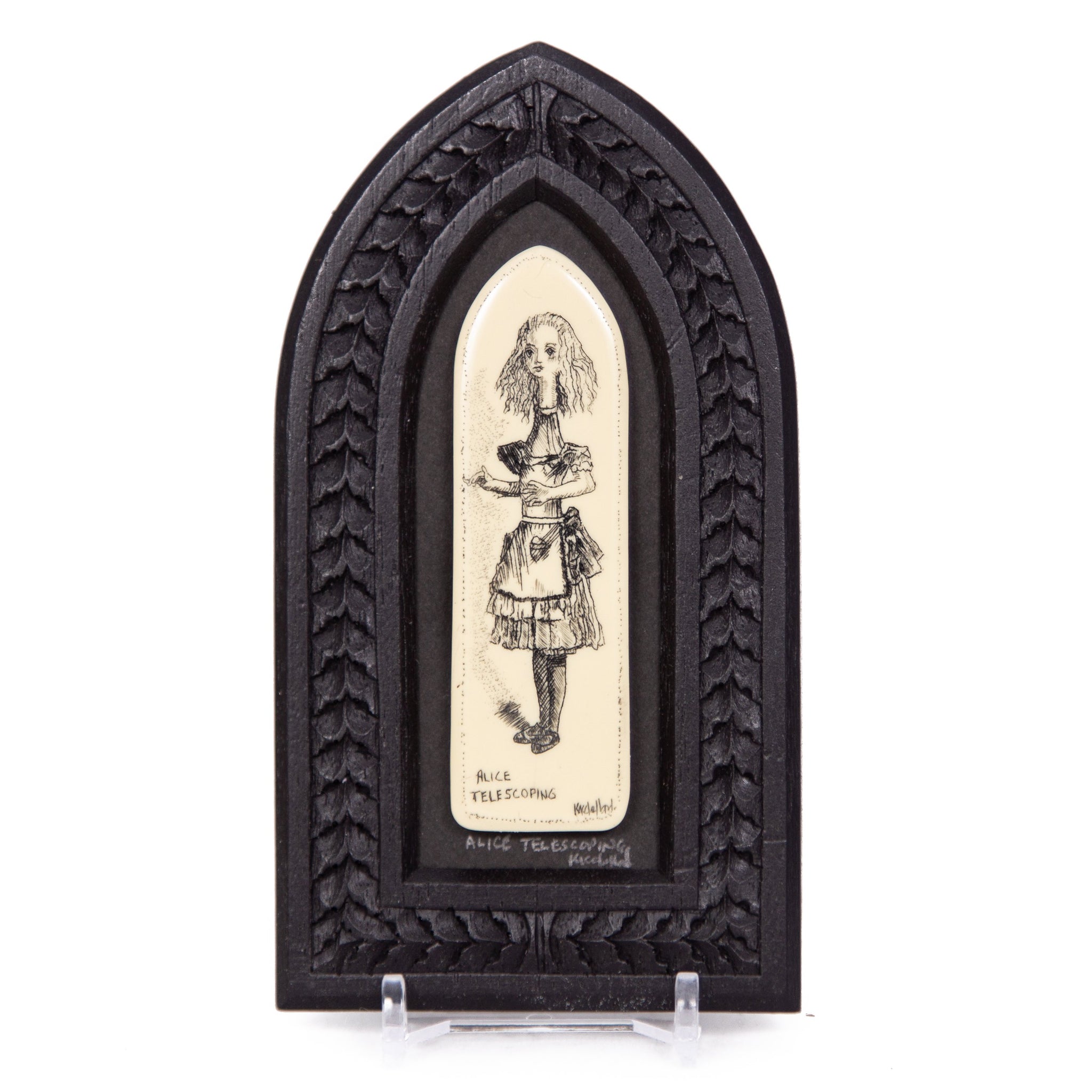 "Alice Telescoping" Small Chip Carved Frame